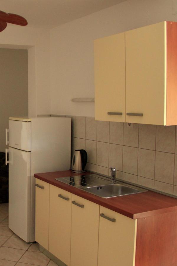 Apartments By The Sea Kneza, Korcula - 9166 Pupnat Exterior photo