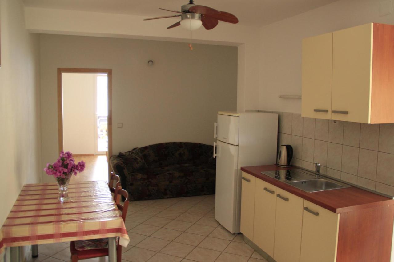 Apartments By The Sea Kneza, Korcula - 9166 Pupnat Exterior photo
