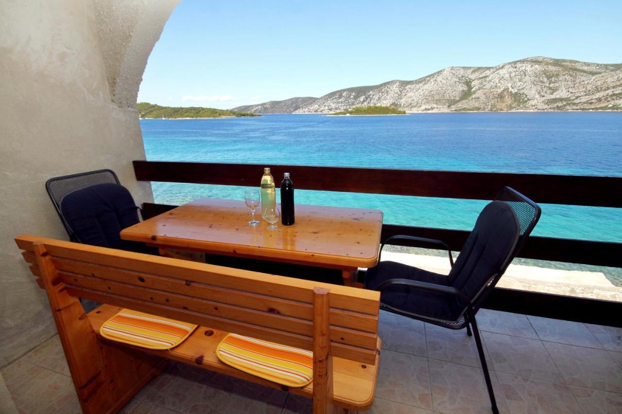 Apartments By The Sea Kneza, Korcula - 9166 Pupnat Exterior photo